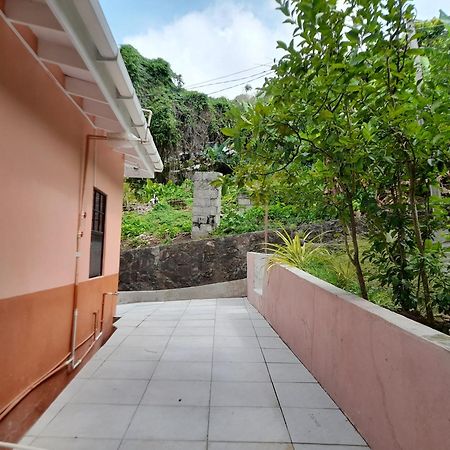 Angie'S Cove, Modern Get-Away Overlooking Castries Esterno foto