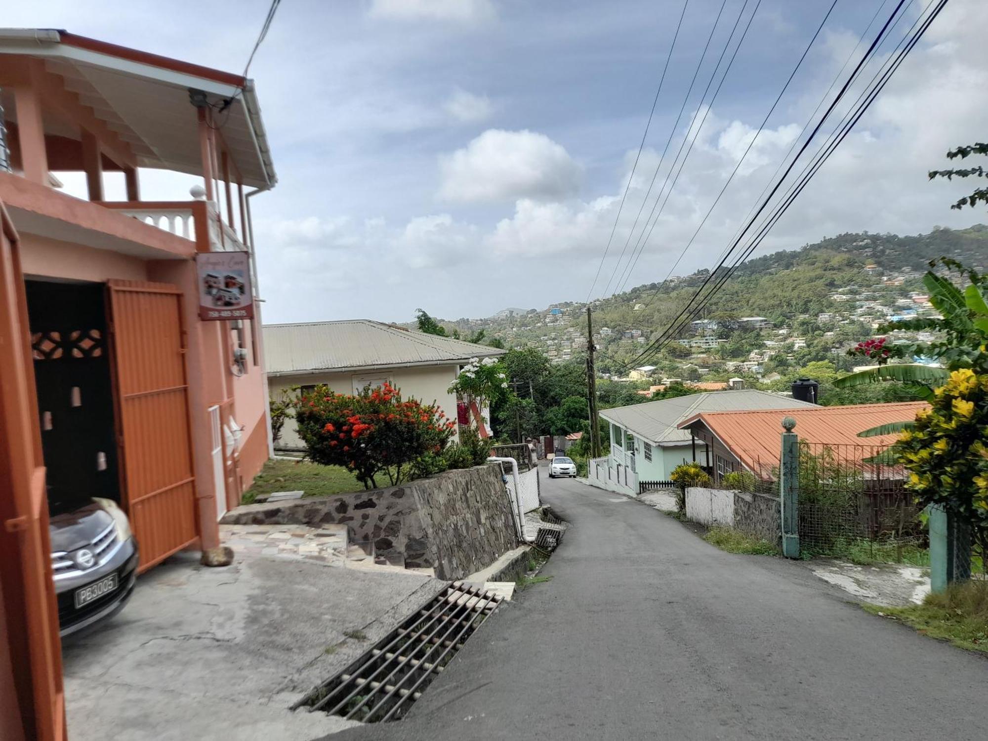 Angie'S Cove, Modern Get-Away Overlooking Castries Esterno foto